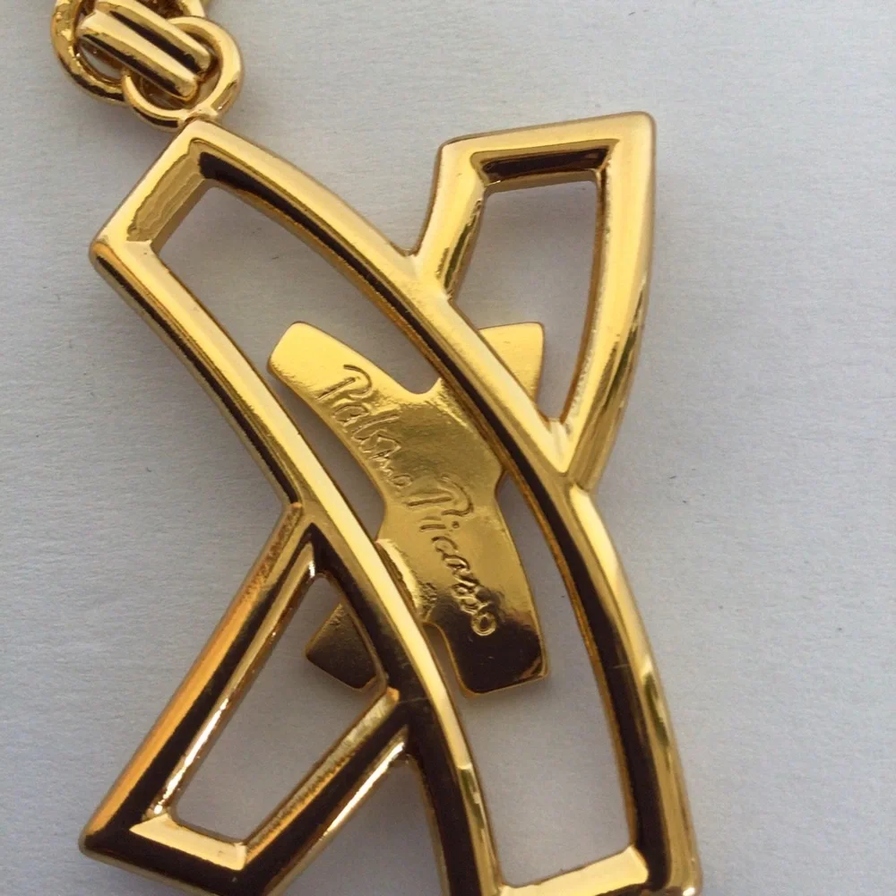 NWT PALOMA PICASSO ICONIC KISS KEYCHAIN OR BAG CHARM BAG CHARM